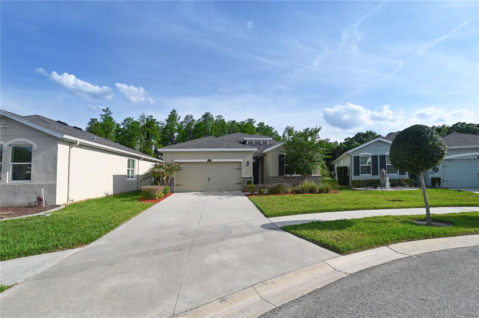 Image 4 of 46 For 1052 Manzanar Place