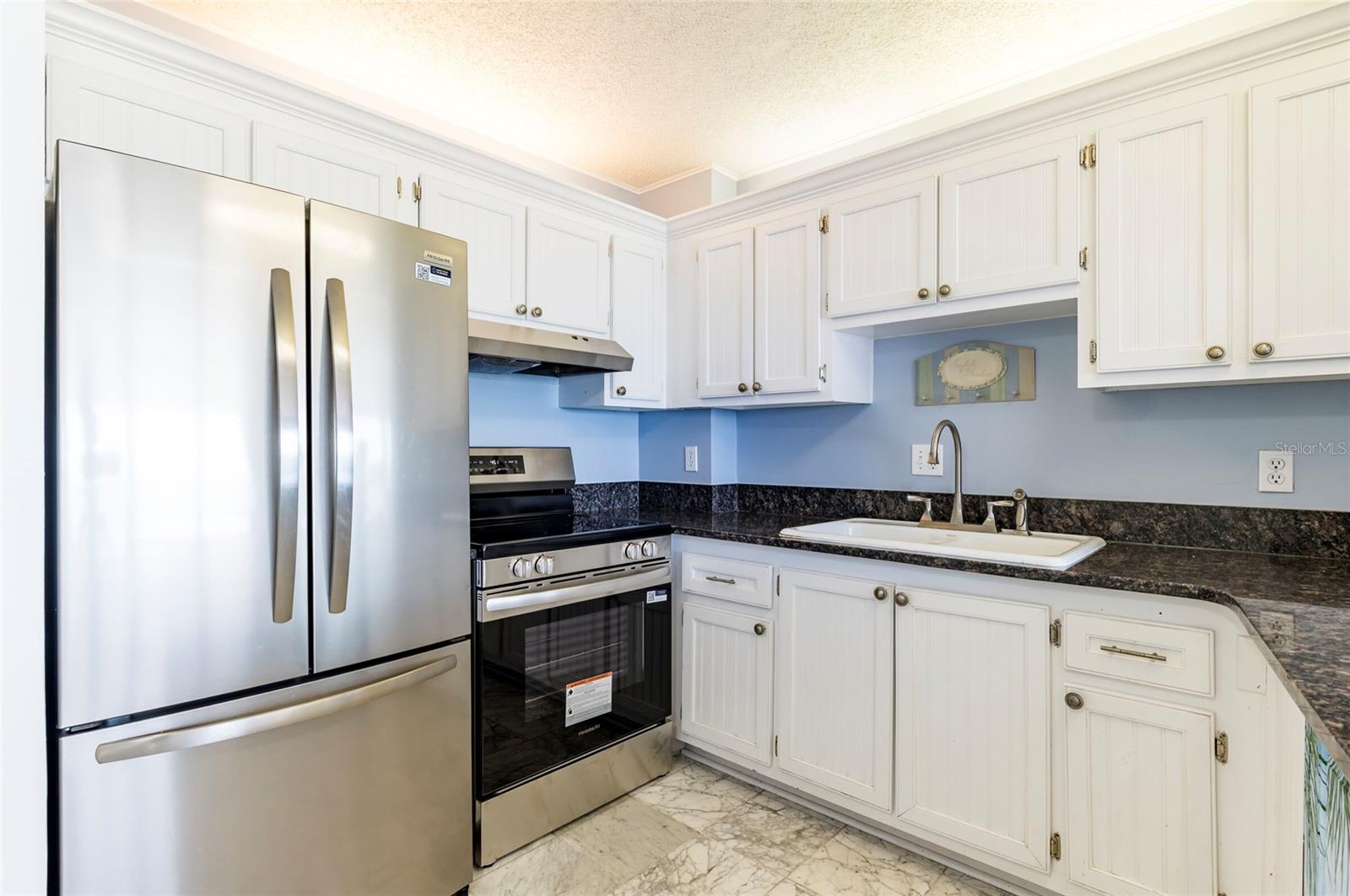 Image 14 of 32 For 1270 Gulf Boulevard 1605