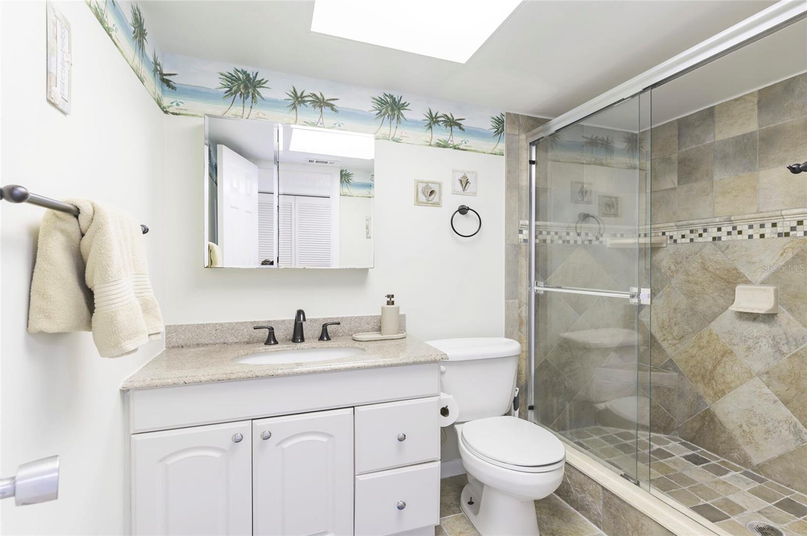 Image 18 of 32 For 1270 Gulf Boulevard 1605