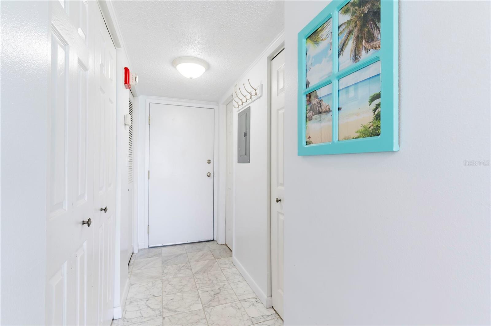 Image 20 of 32 For 1270 Gulf Boulevard 1605