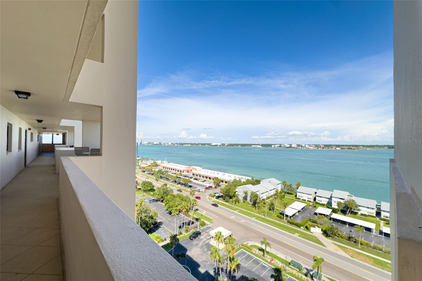 Image 22 of 32 For 1270 Gulf Boulevard 1605