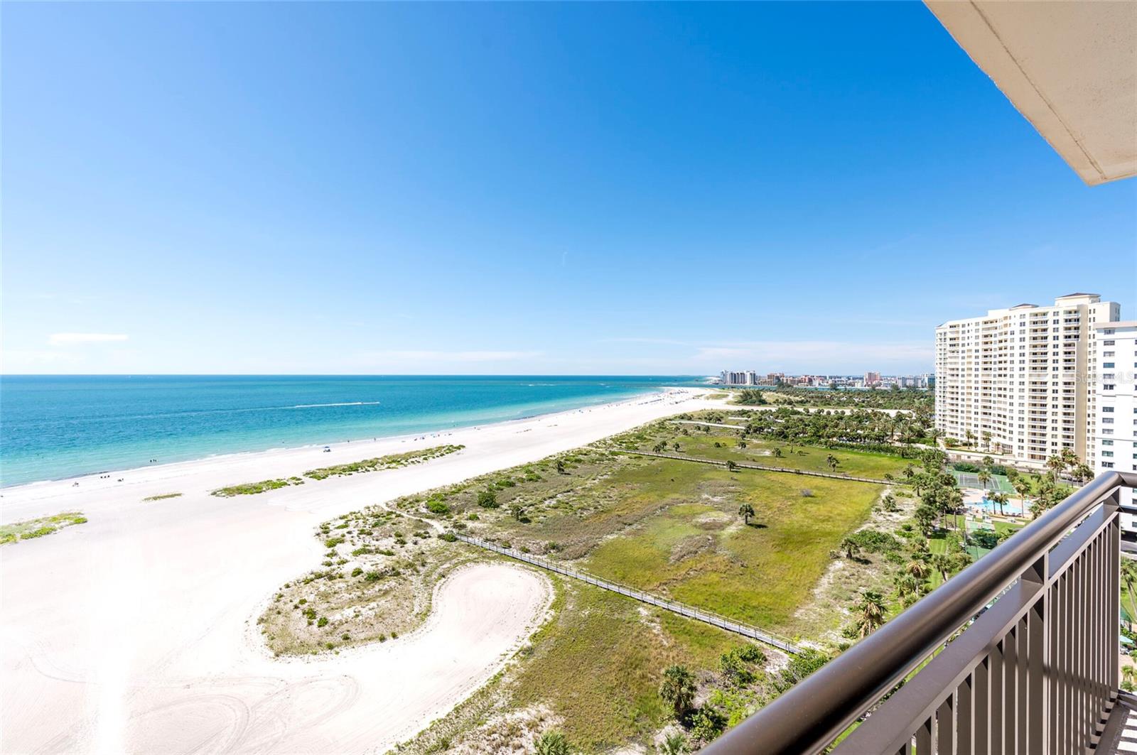 Image 9 of 32 For 1270 Gulf Boulevard 1605