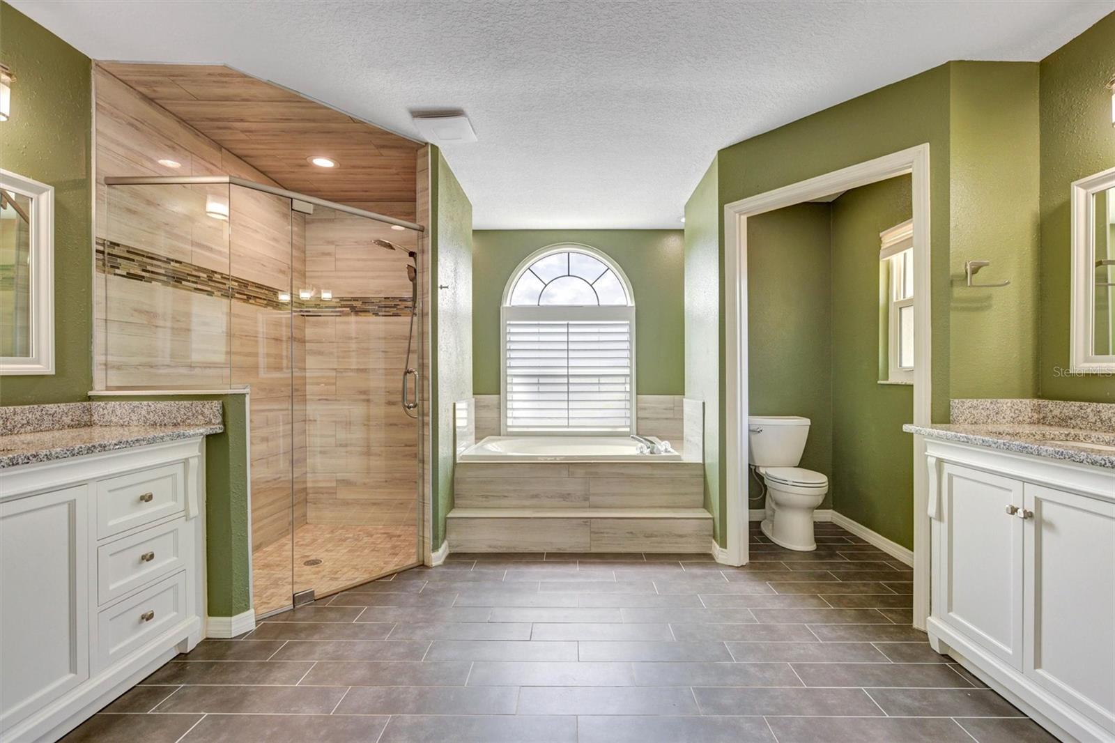 Image 26 of 44 For 12229 Langshaw Drive