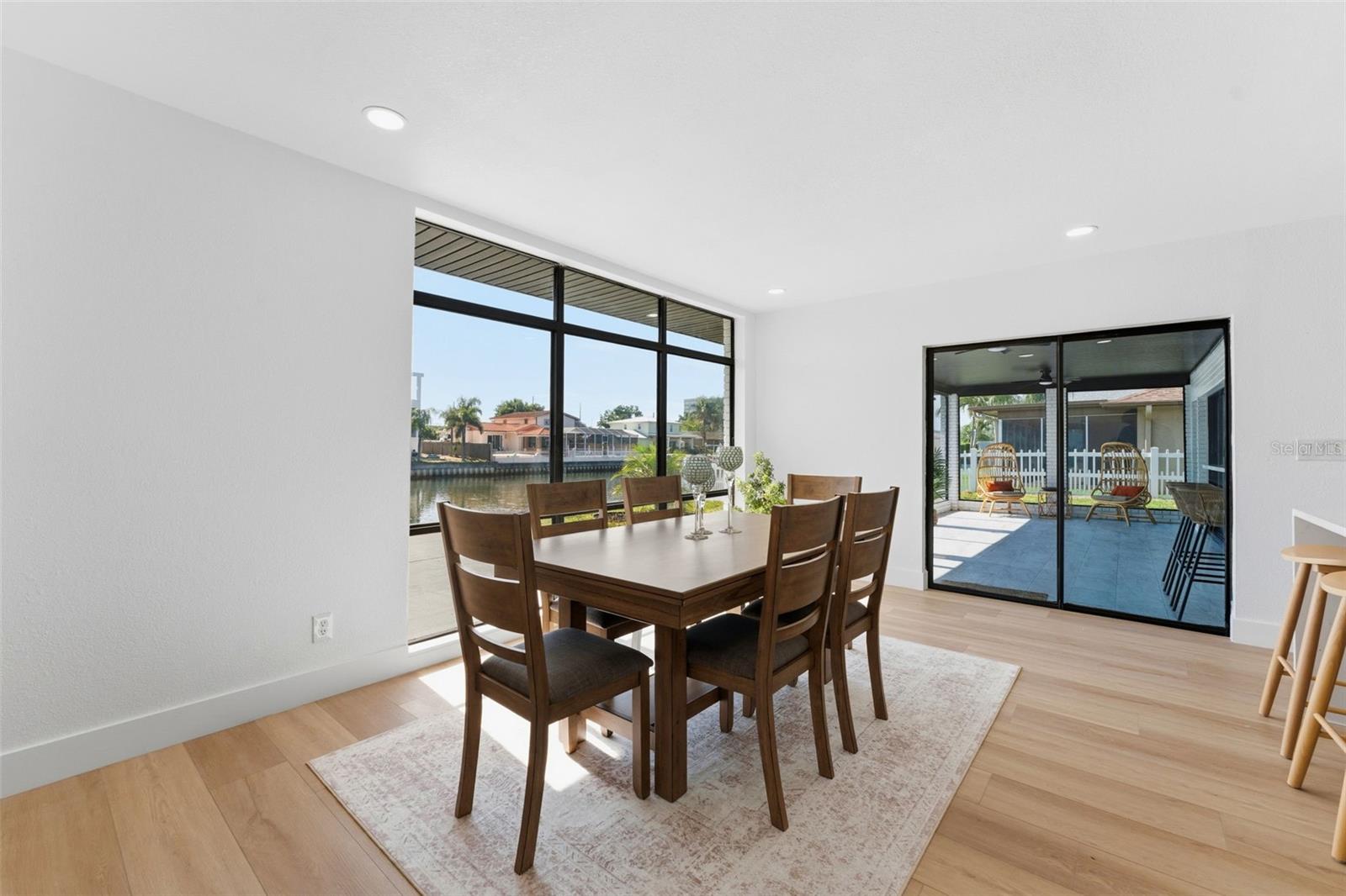 Image 34 of 55 For 3917 Eden Roc Circle