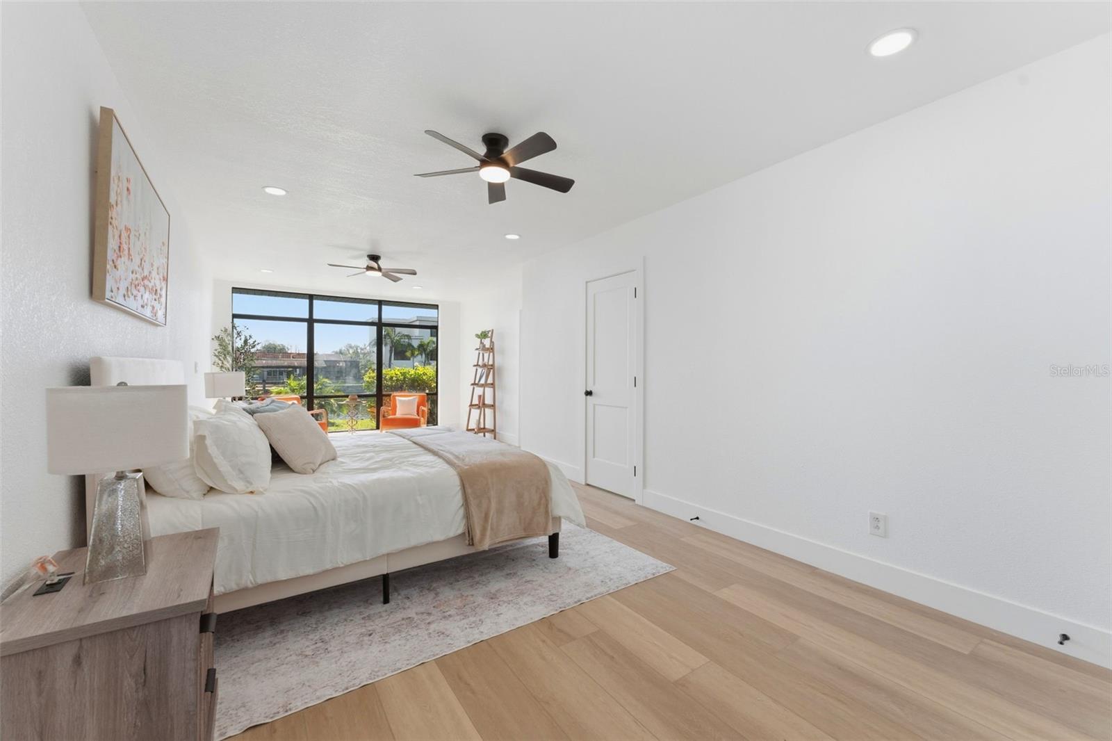 Image 39 of 55 For 3917 Eden Roc Circle