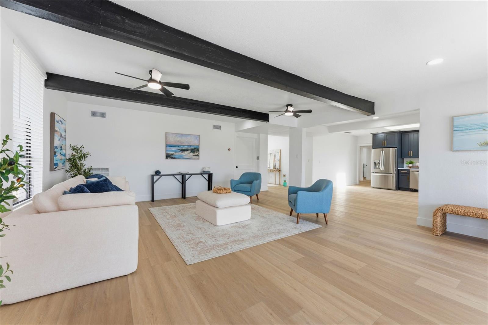 Image 43 of 55 For 3917 Eden Roc Circle