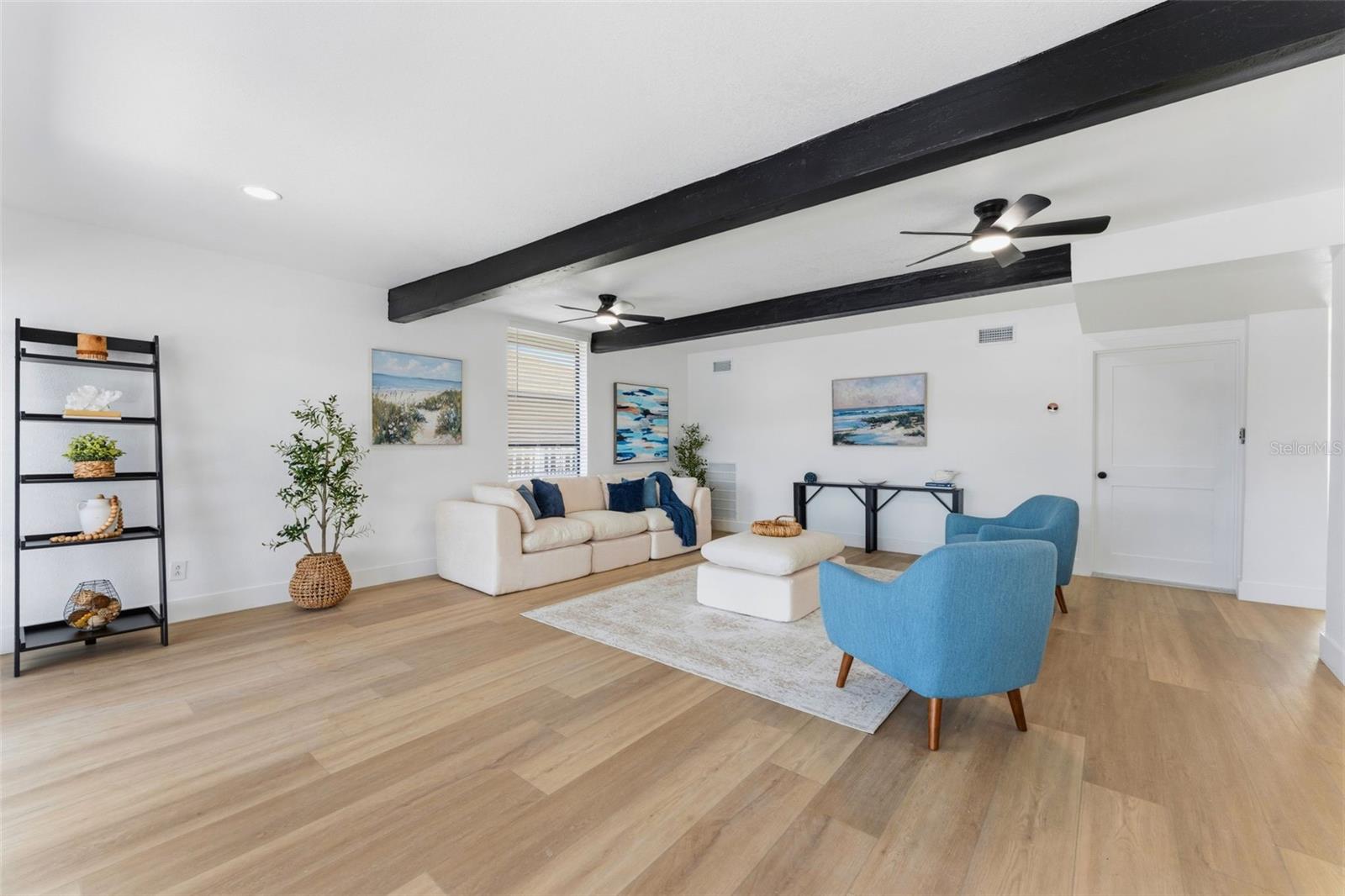 Image 44 of 55 For 3917 Eden Roc Circle