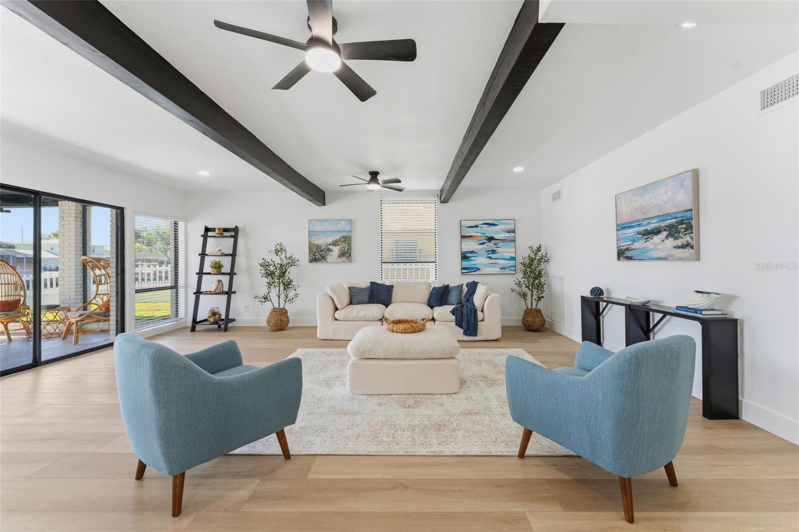 Image 6 of 55 For 3917 Eden Roc Circle