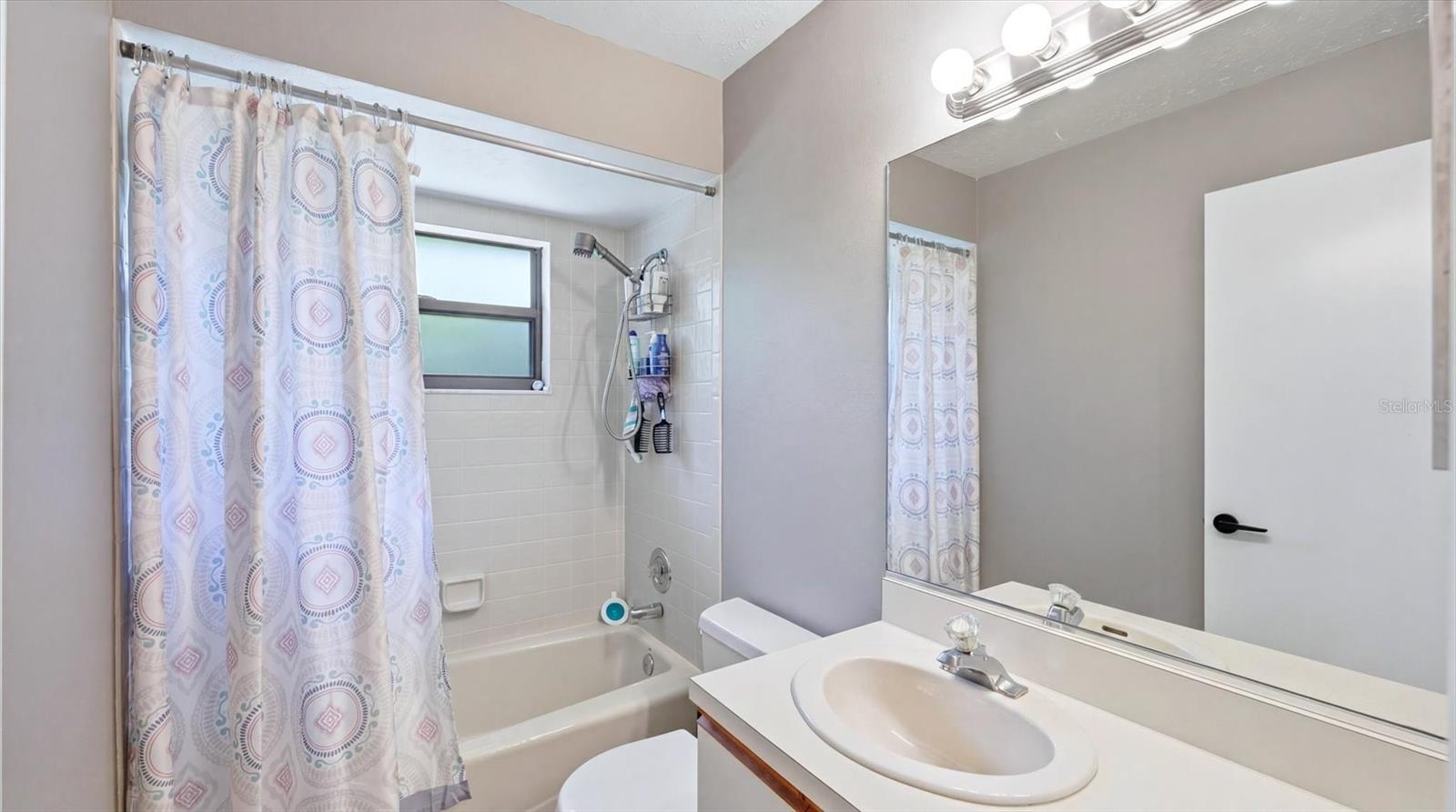Image 23 of 46 For 2519 Wood Oak Drive