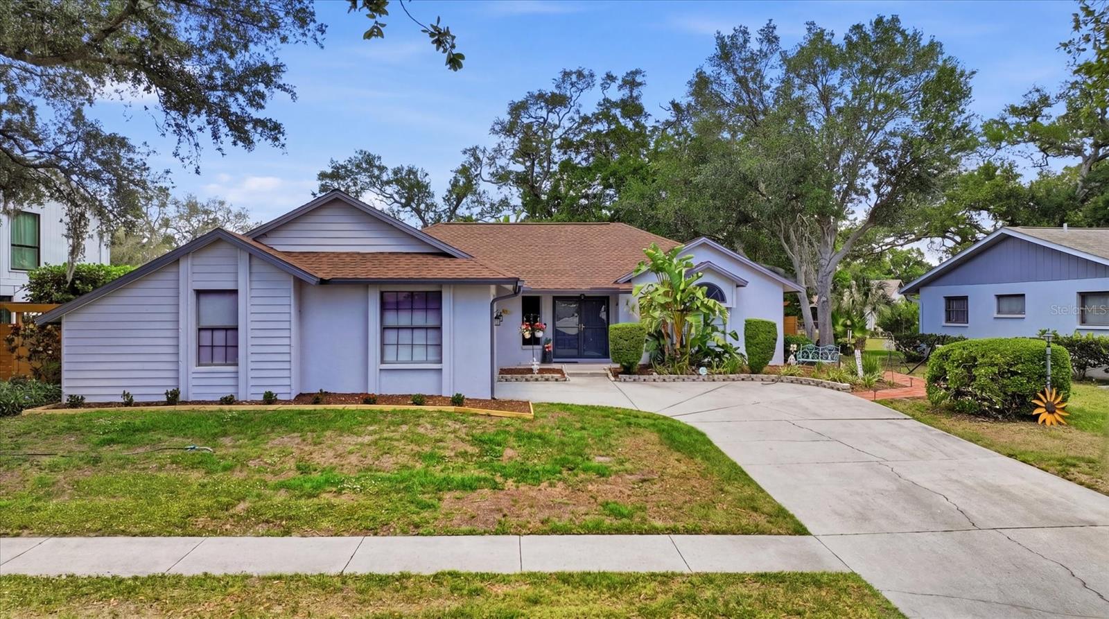 Image 4 of 46 For 2519 Wood Oak Drive