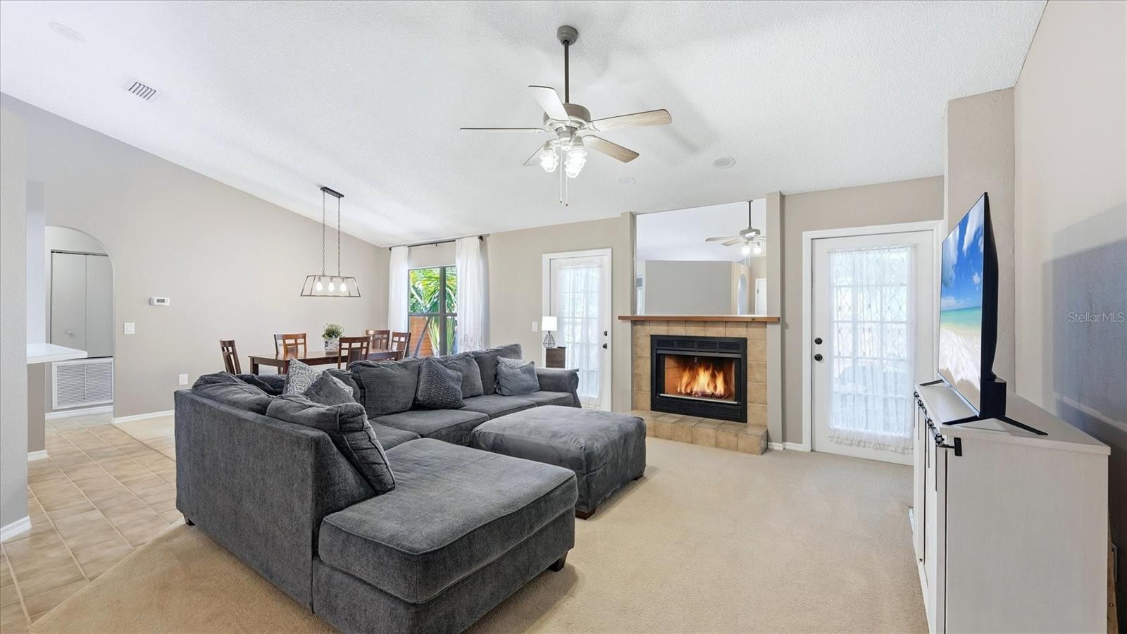 Image 8 of 46 For 2519 Wood Oak Drive