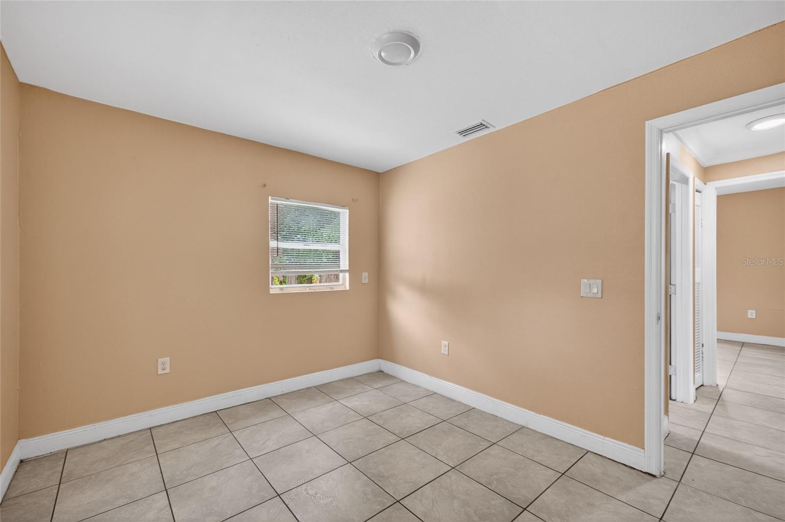 Image 14 of 28 For 10115 14th  