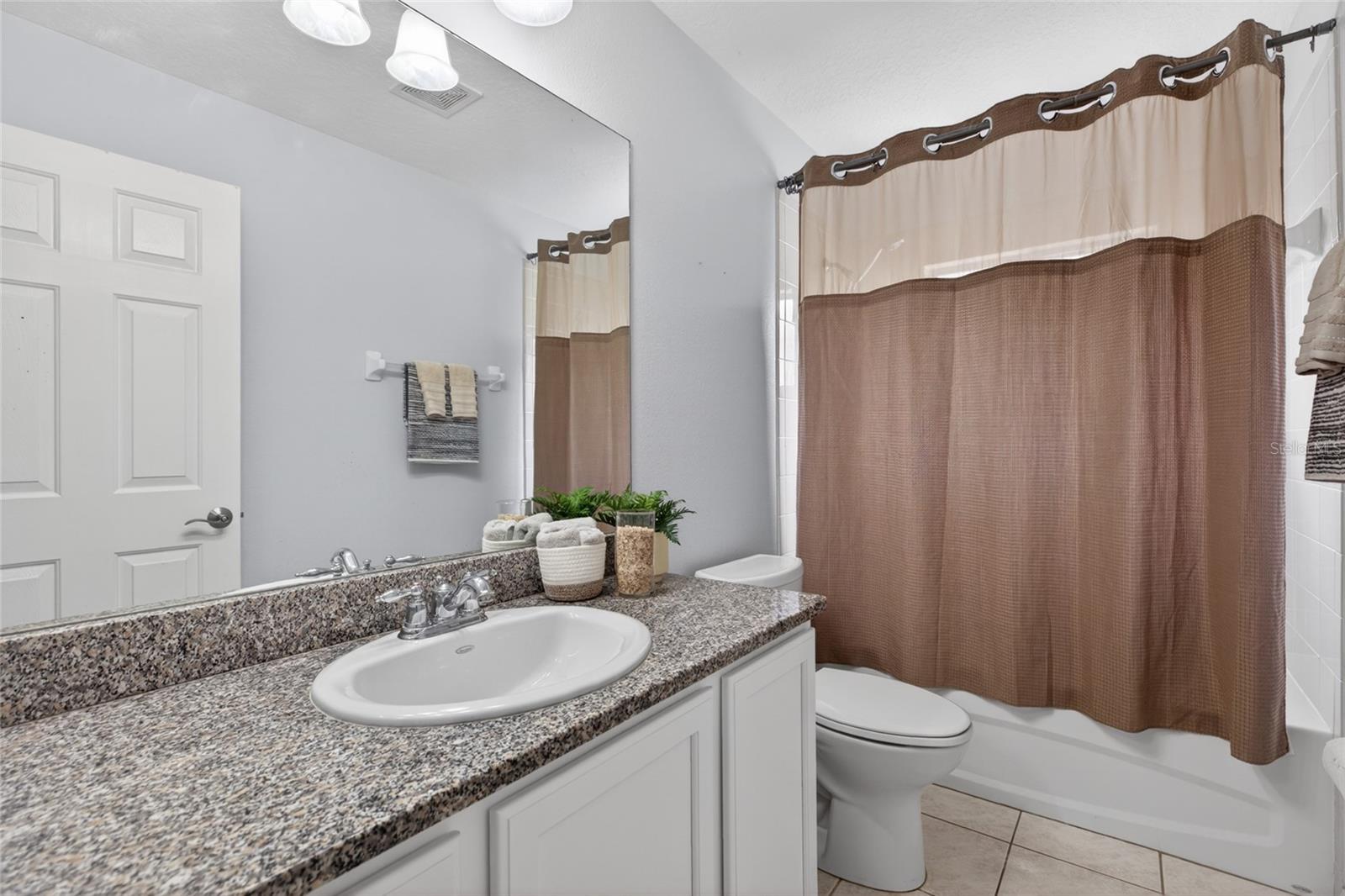 Image 33 of 74 For 4845 Barchetta Drive