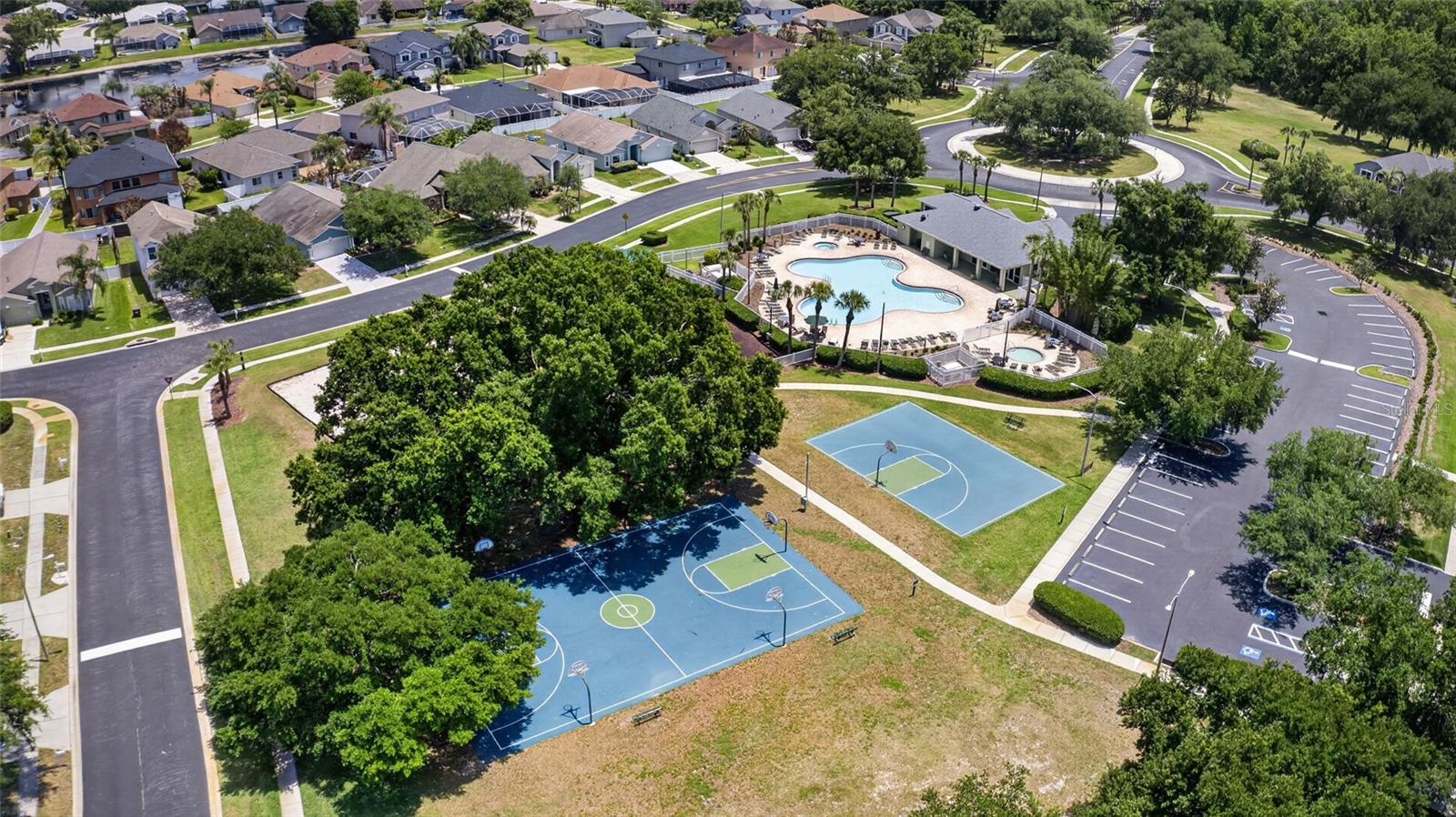 Image 57 of 74 For 4845 Barchetta Drive