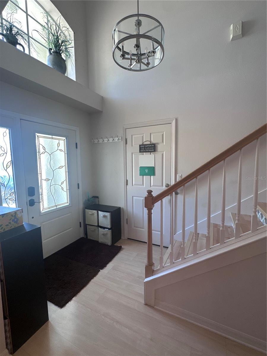 Image 30 of 39 For 10632 Lake Vista Drive