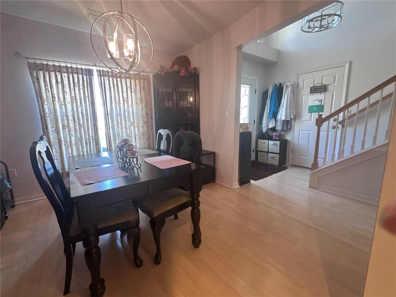 Image 31 of 39 For 10632 Lake Vista Drive