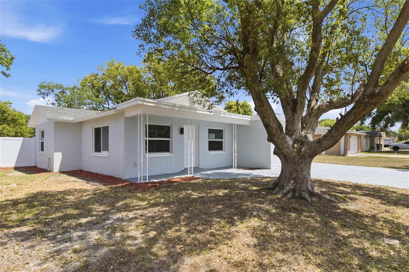 Image 2 of 37 For 3042 Bahia Avenue