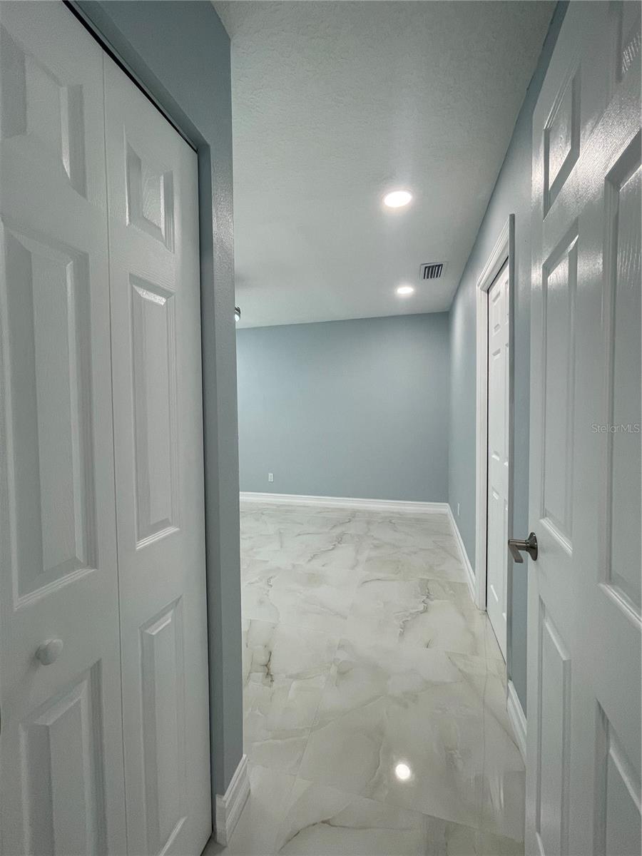 Image 10 of 23 For 8503 Woodwick Court