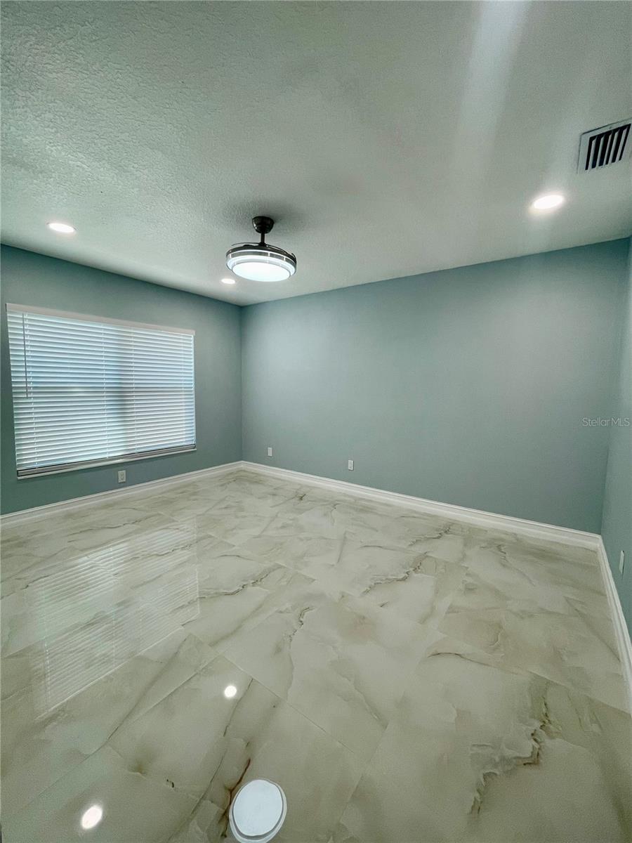 Image 11 of 23 For 8503 Woodwick Court