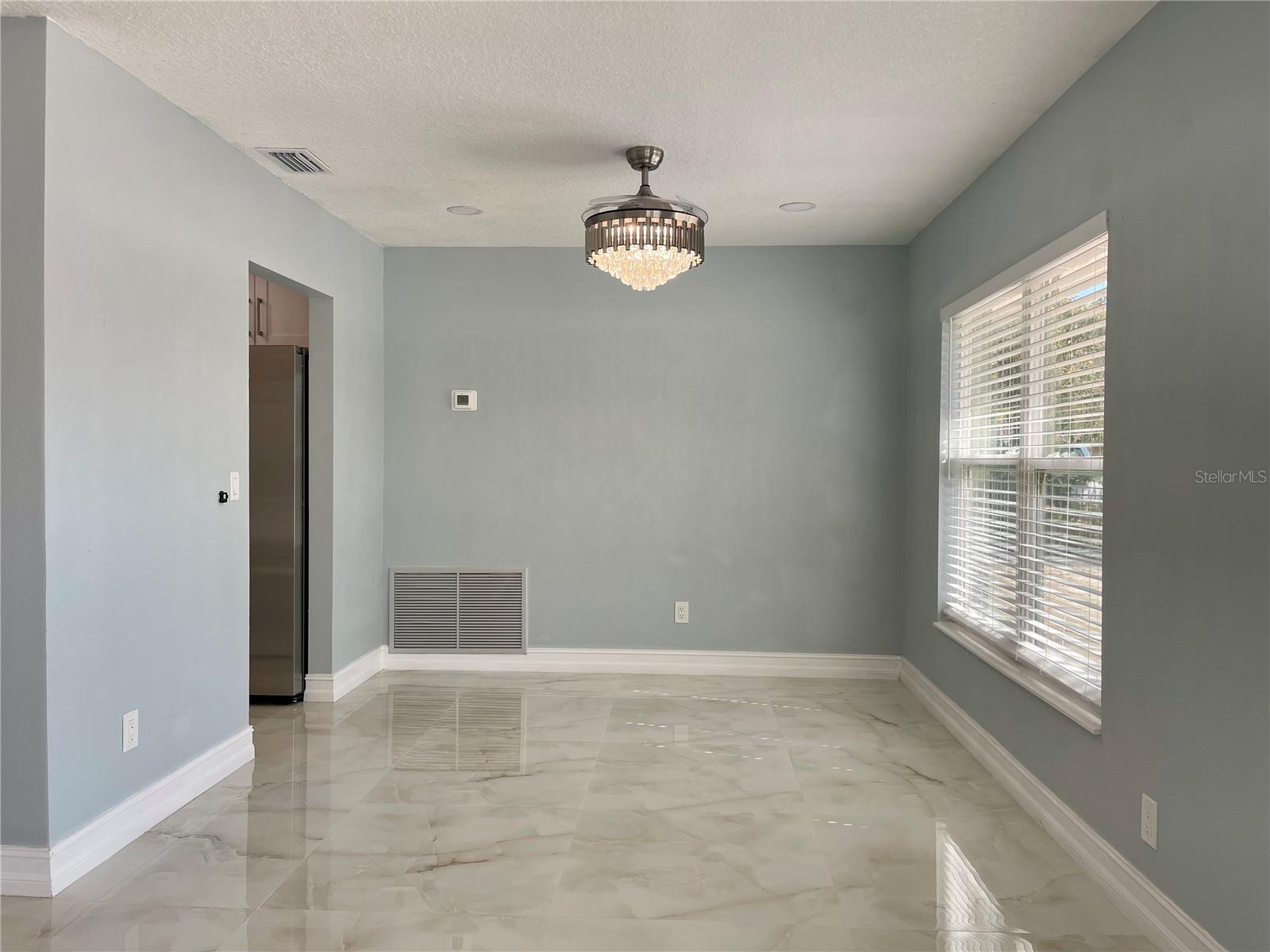 Image 5 of 23 For 8503 Woodwick Court