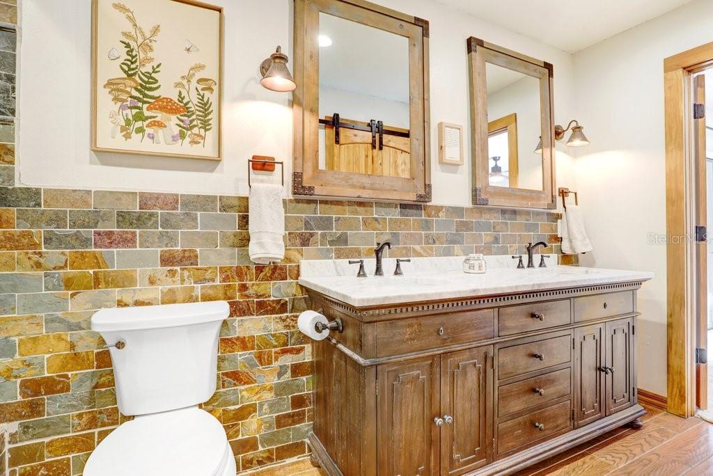 Image 22 of 52 For 4705 Fernstone Court