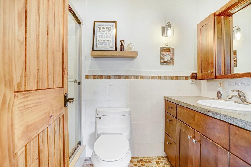Image 27 of 52 For 4705 Fernstone Court