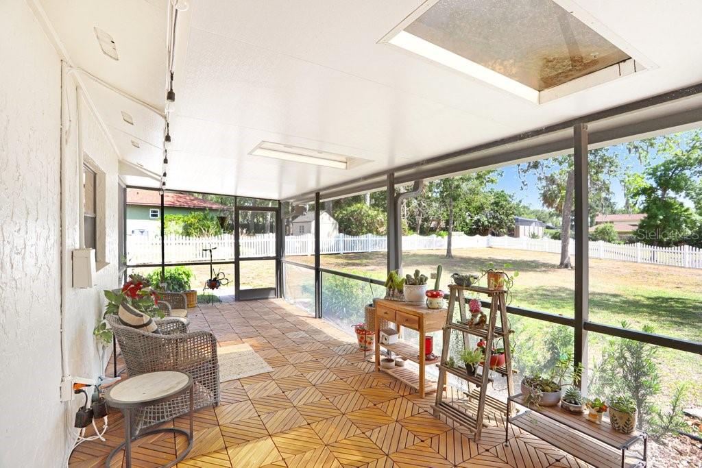 Image 31 of 52 For 4705 Fernstone Court