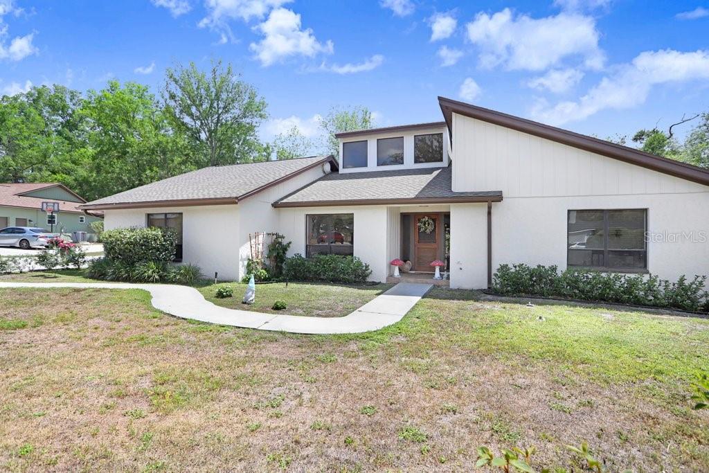 Image 39 of 52 For 4705 Fernstone Court
