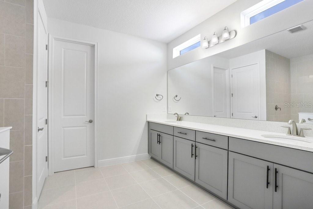 Image 15 of 36 For 28793 Sweet Persimmon Drive