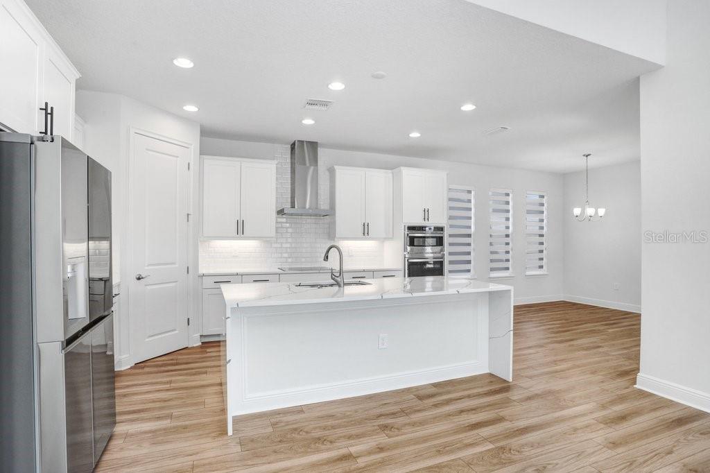 Image 4 of 36 For 28793 Sweet Persimmon Drive