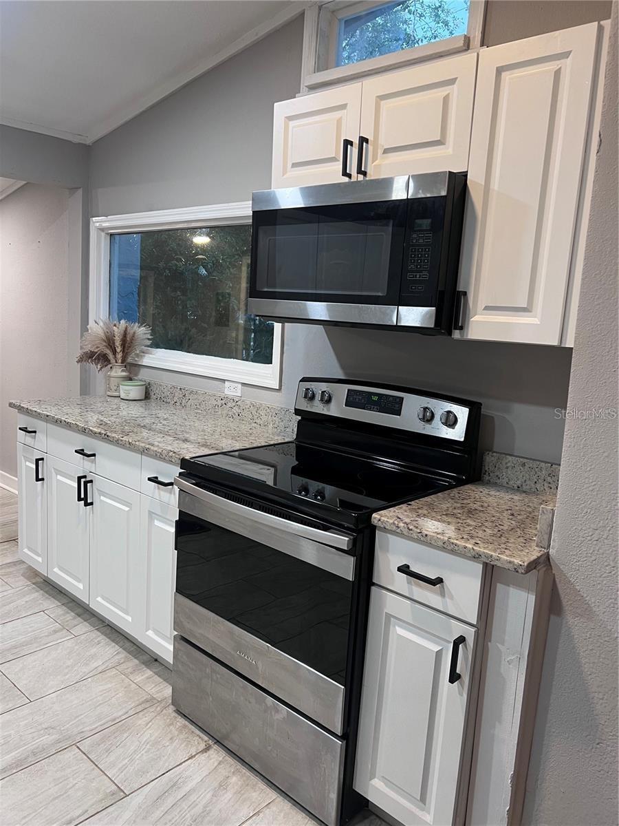 Image 4 of 17 For 1635 Partridge Boulevard