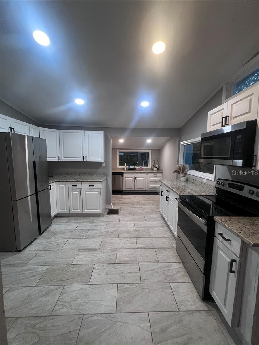 Image 5 of 17 For 1635 Partridge Boulevard