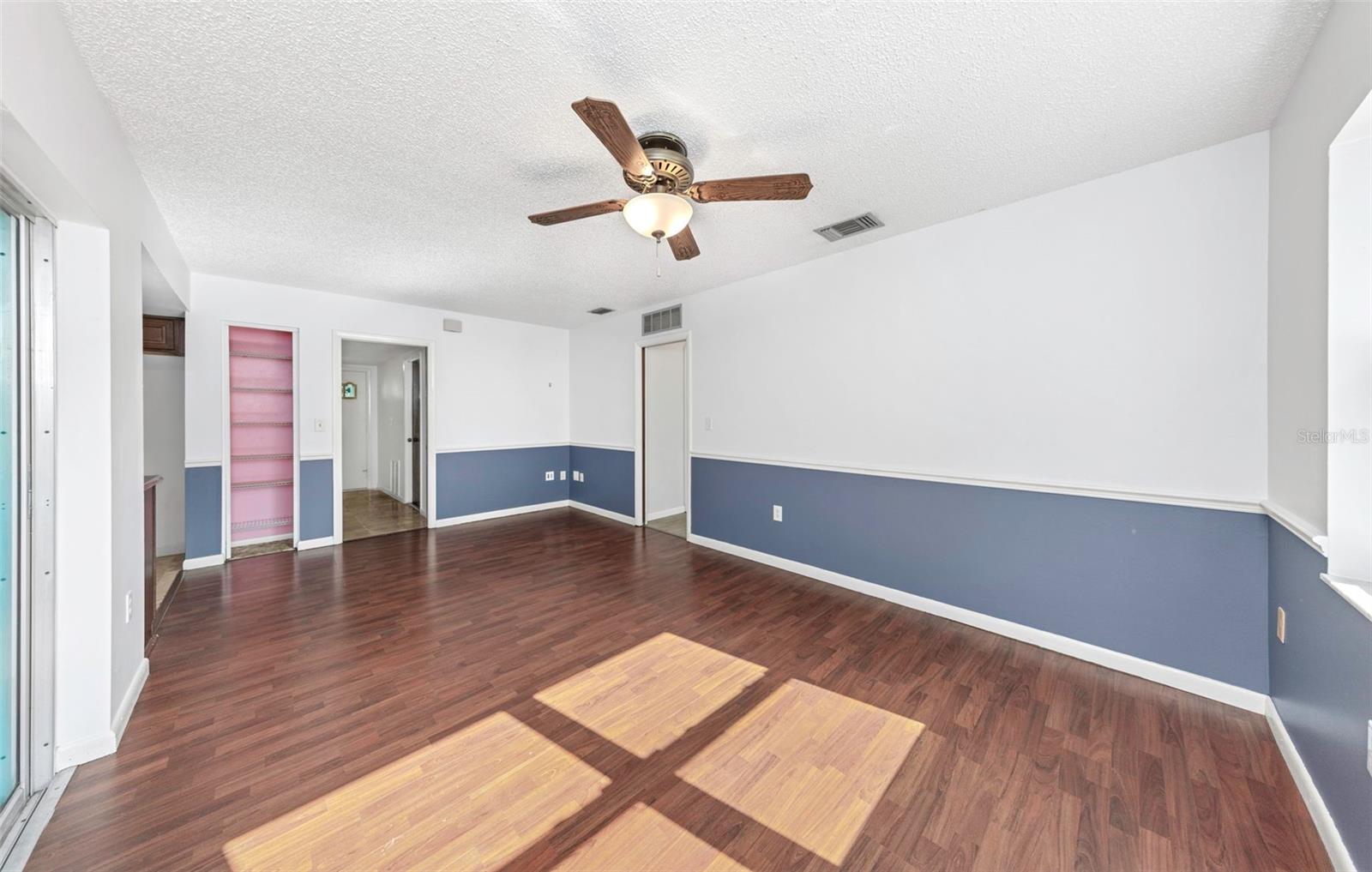 Image 13 of 47 For 2913 Fairfield Court
