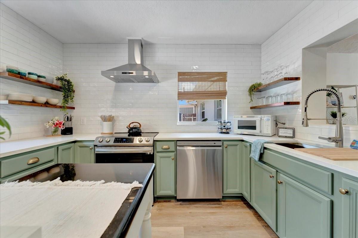 Image 18 of 44 For 1389 Chesterfield Drive