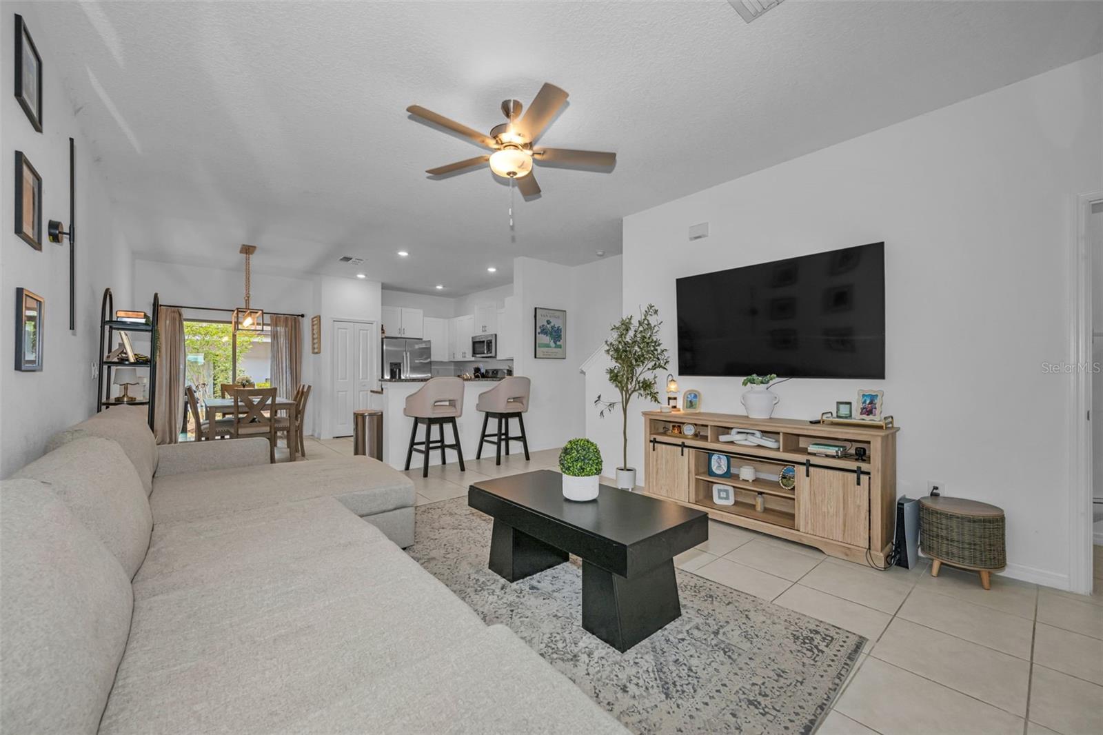 Image 10 of 42 For 8291 Crescent Oaks Drive