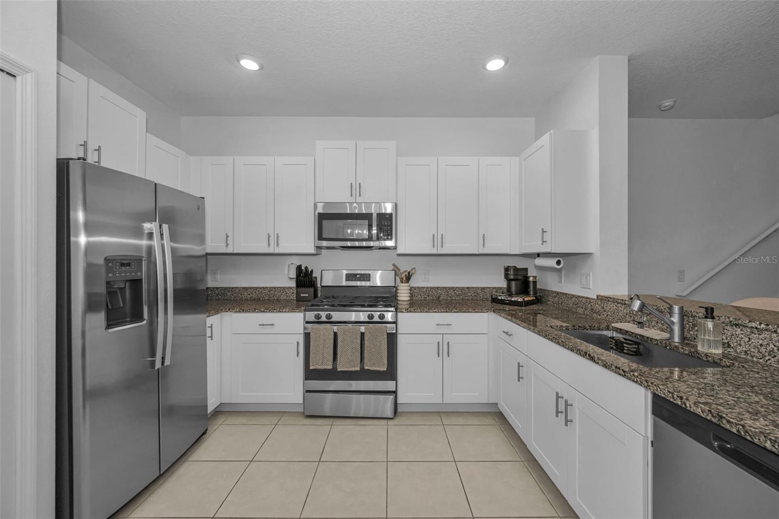 Image 15 of 42 For 8291 Crescent Oaks Drive