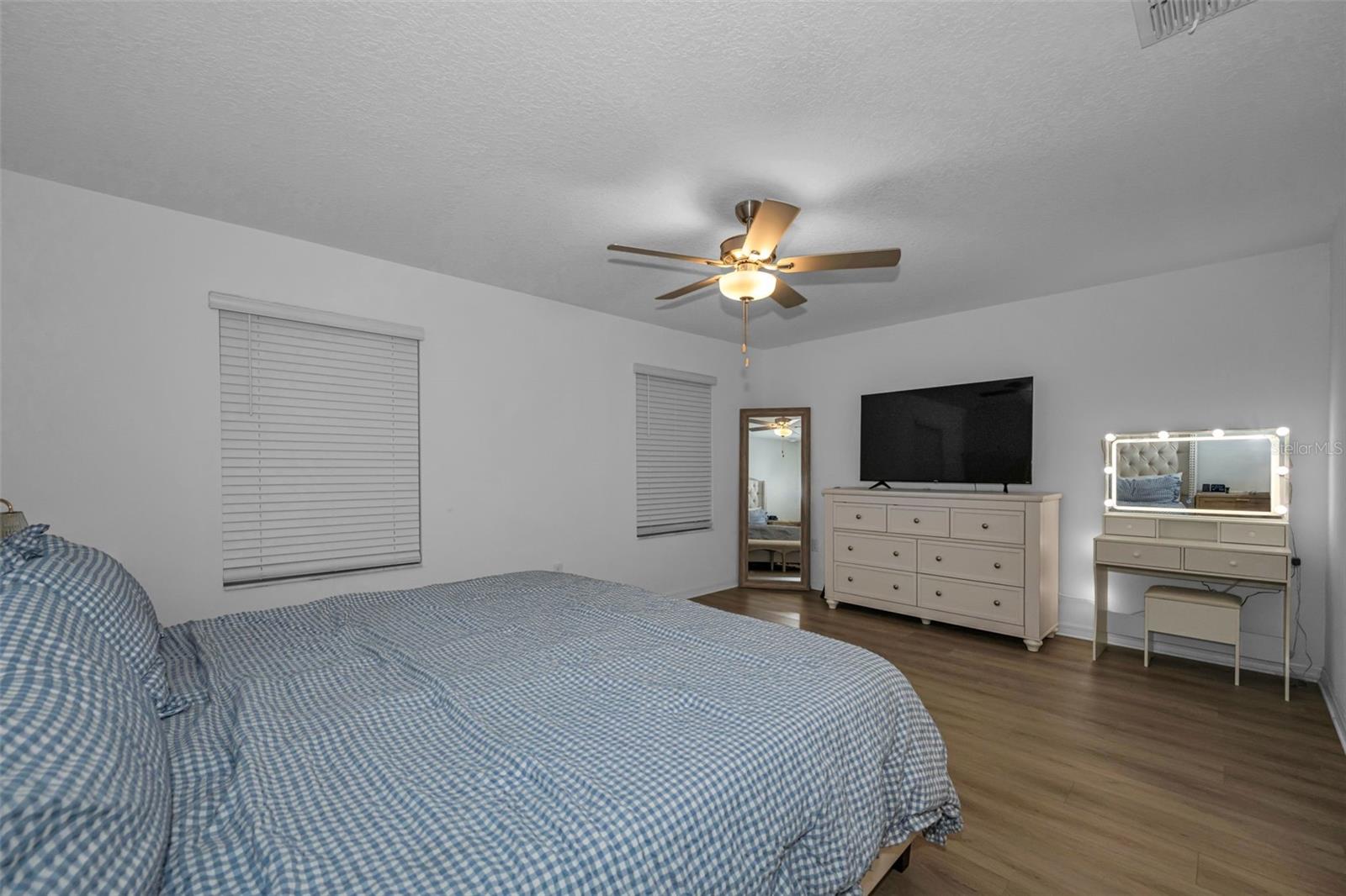 Image 22 of 42 For 8291 Crescent Oaks Drive
