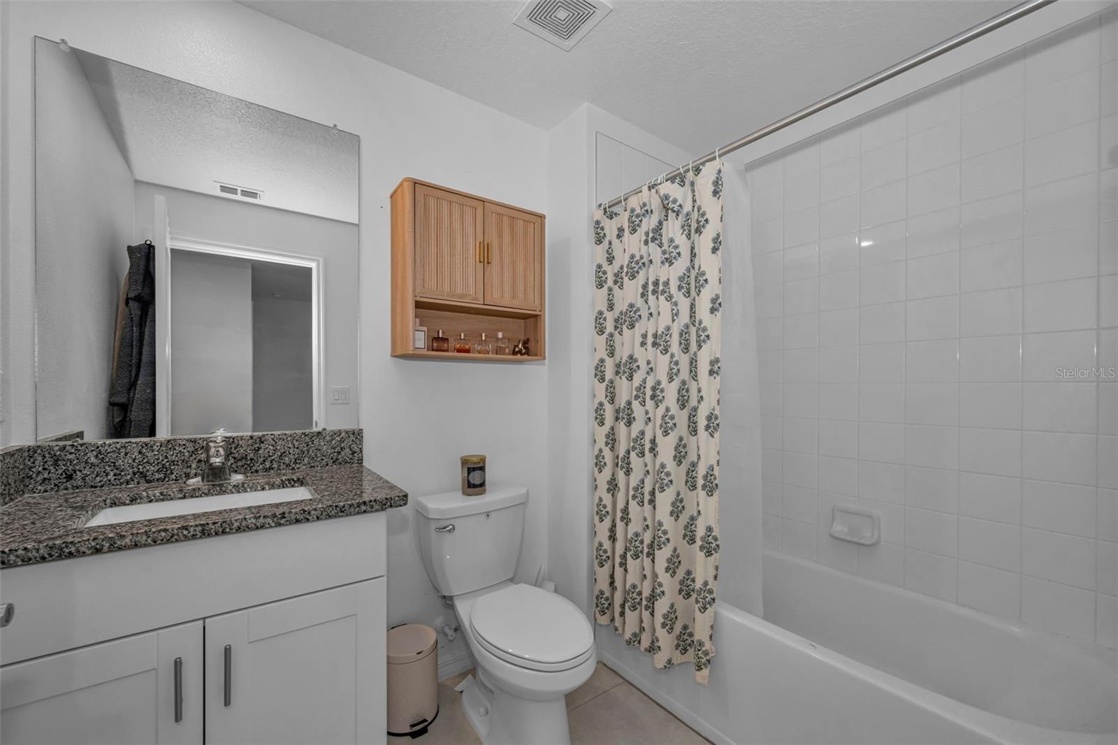 Image 27 of 42 For 8291 Crescent Oaks Drive