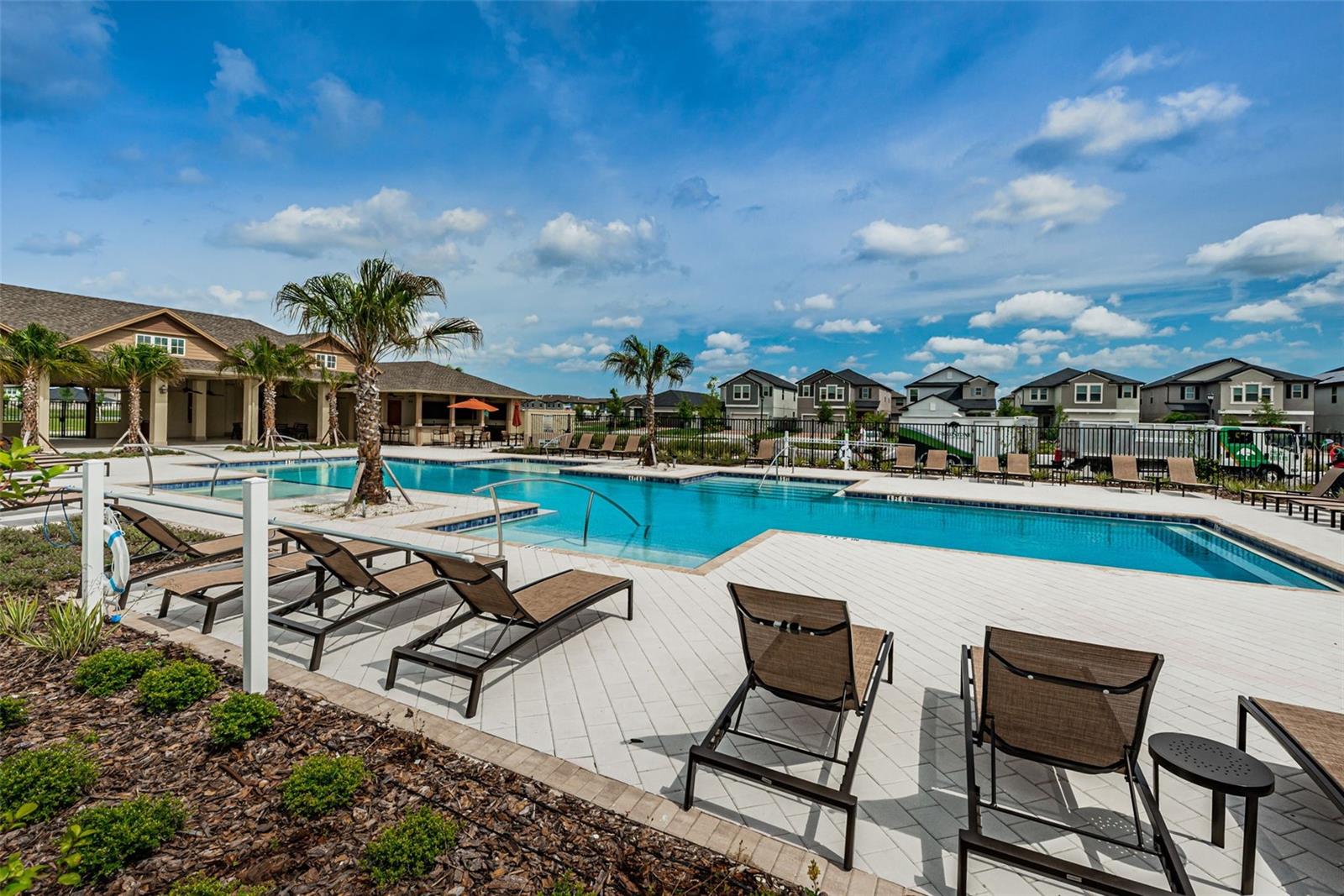 Image 35 of 42 For 8291 Crescent Oaks Drive