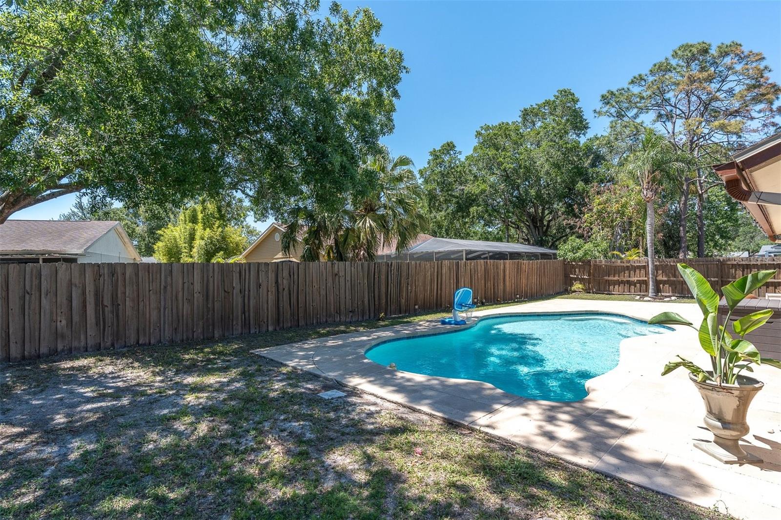 Image 18 of 19 For 14006 Cascade Lane