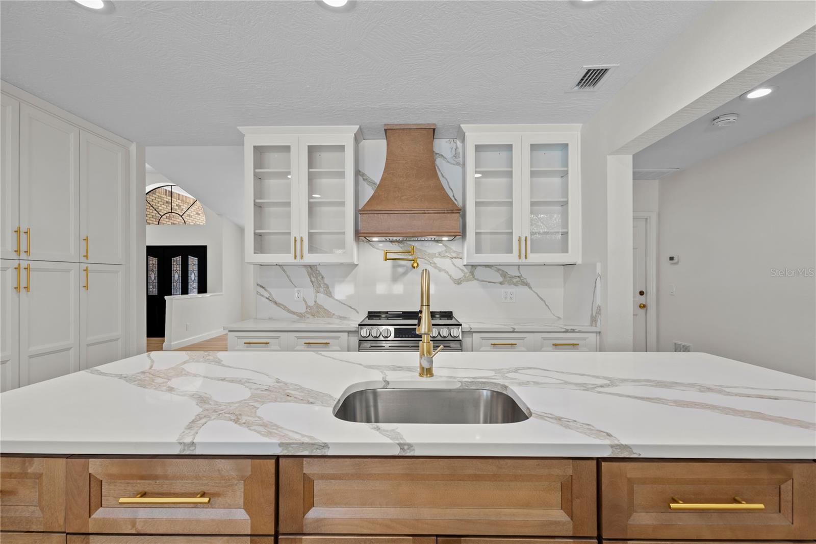 Image 33 of 67 For 2901 St Andrews Boulevard