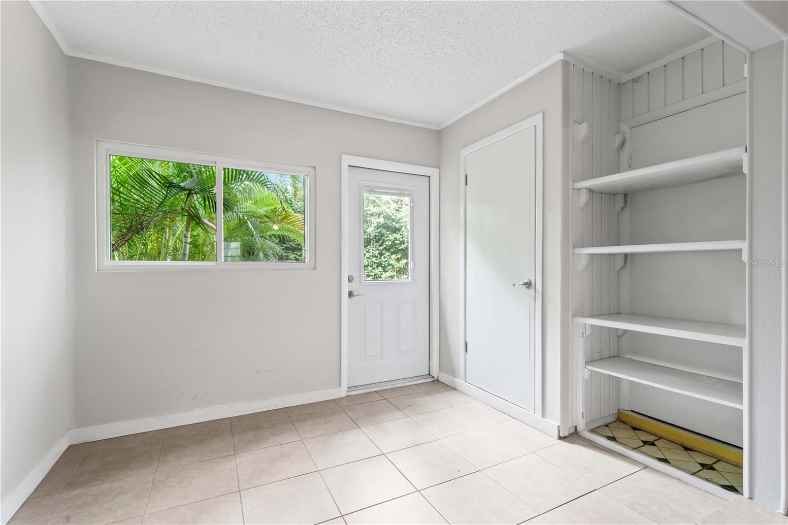 Image 19 of 30 For 11511 113th Street 4f