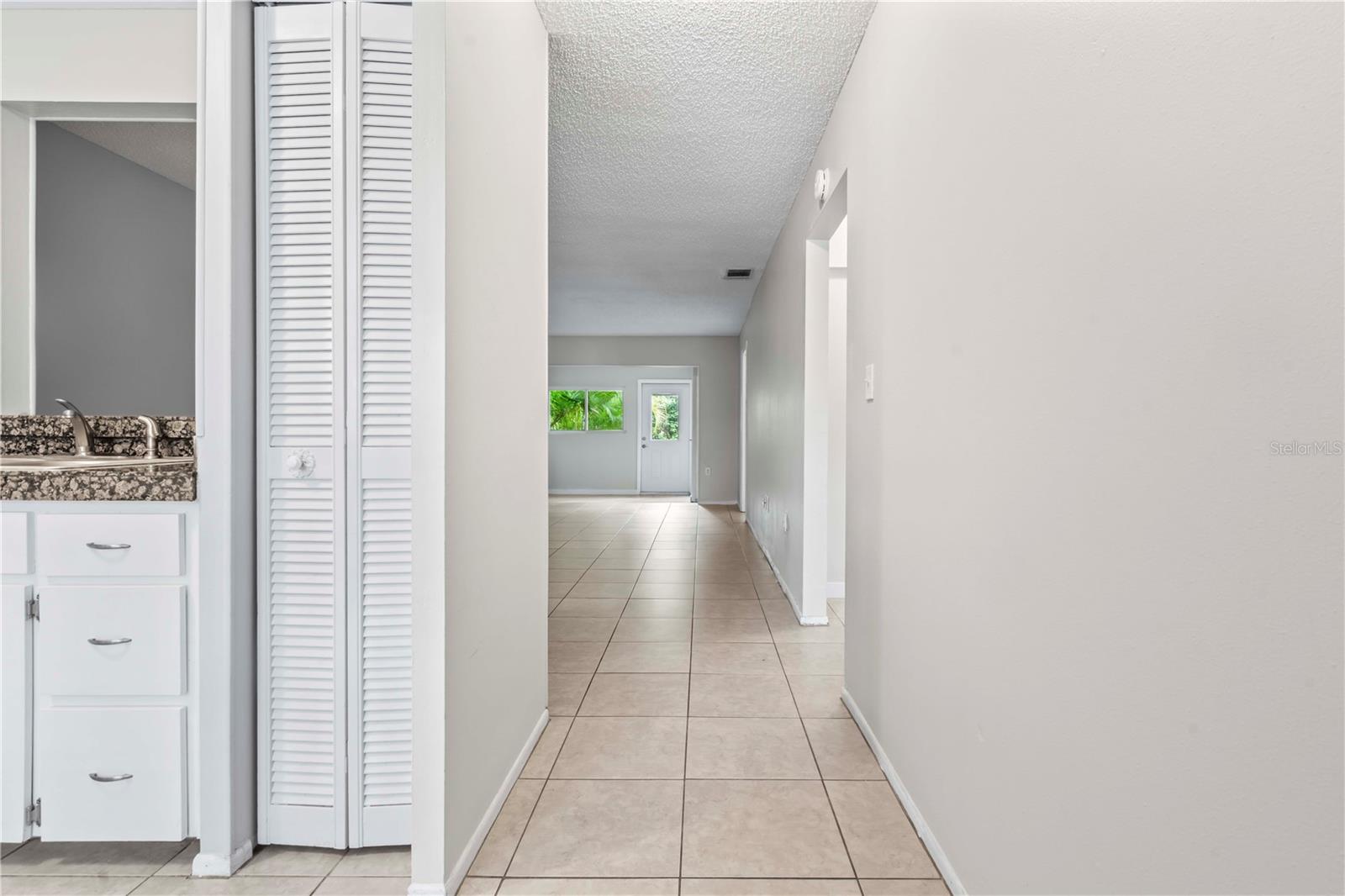 Image 3 of 30 For 11511 113th Street 4f
