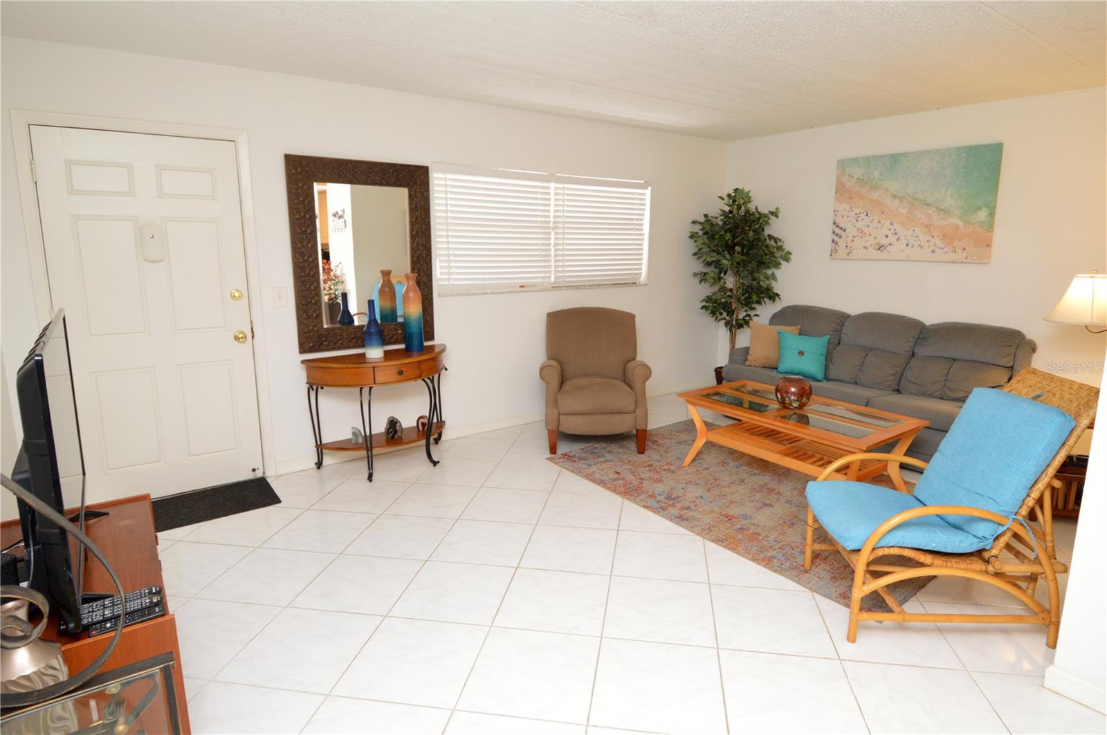 Image 17 of 85 For 12760 Indian Rocks Road 1031