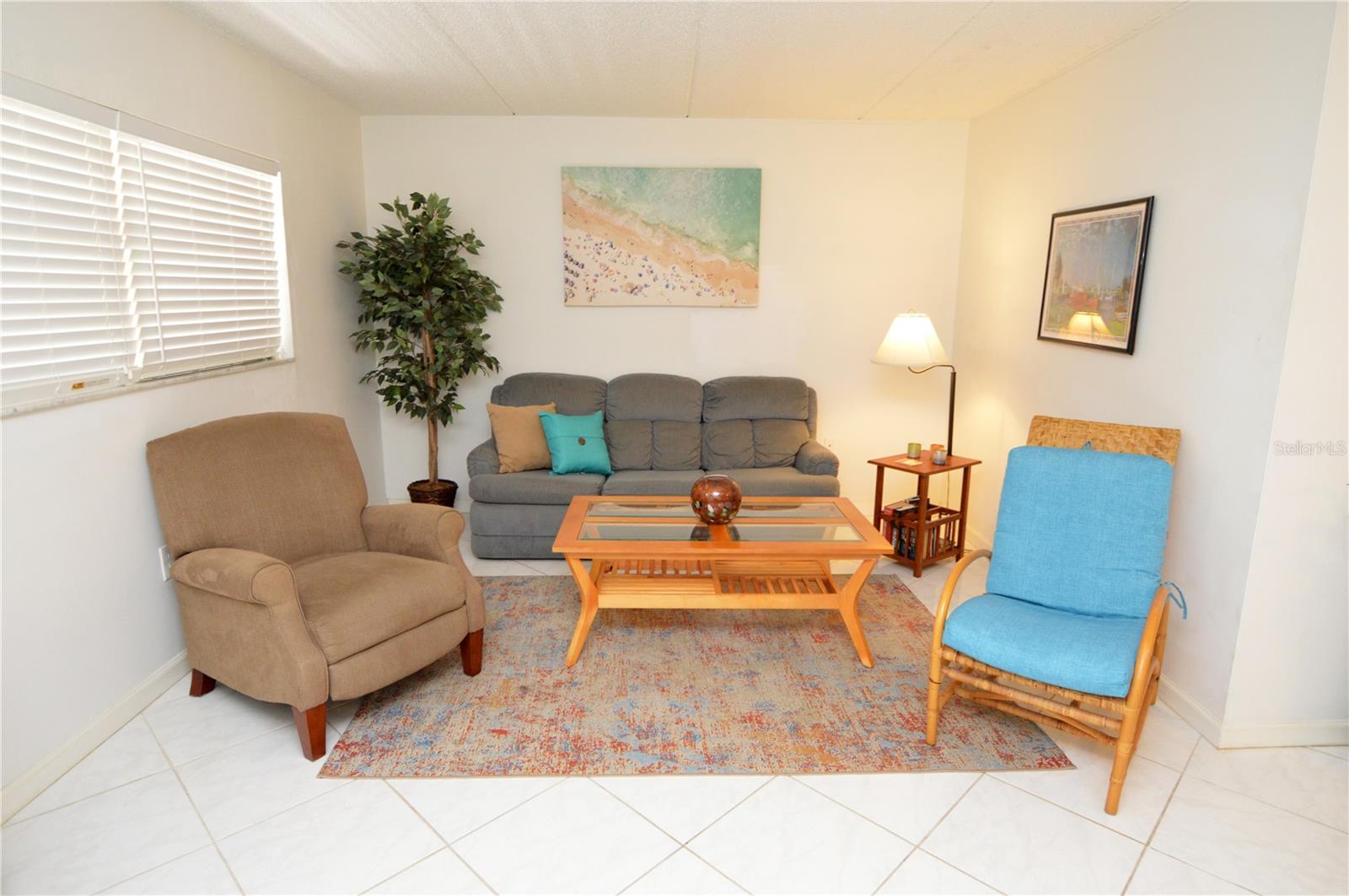 Image 18 of 85 For 12760 Indian Rocks Road 1031