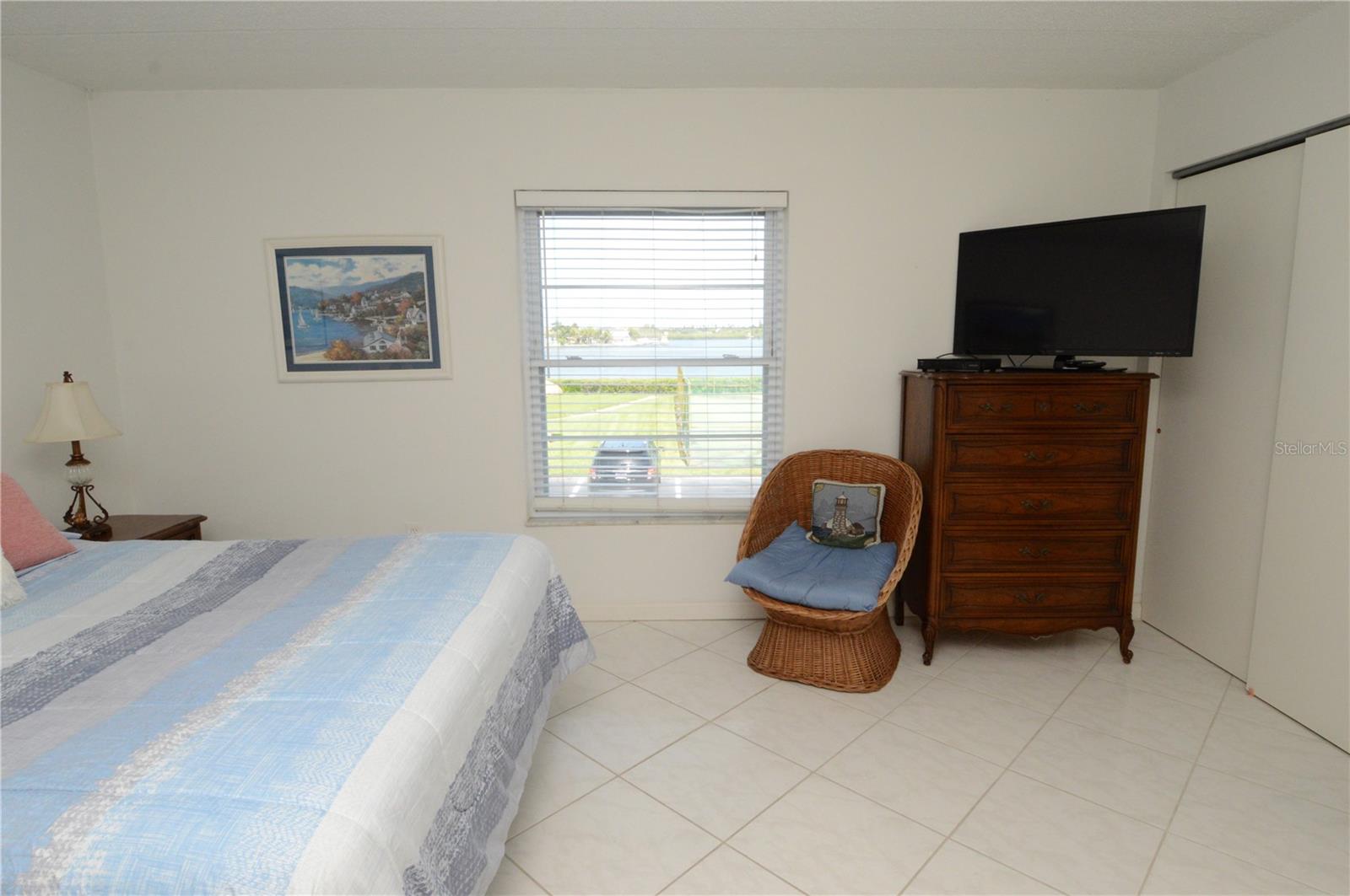 Image 28 of 85 For 12760 Indian Rocks Road 1031