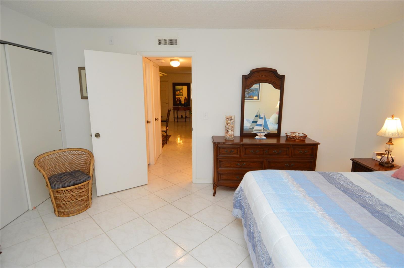 Image 33 of 85 For 12760 Indian Rocks Road 1031
