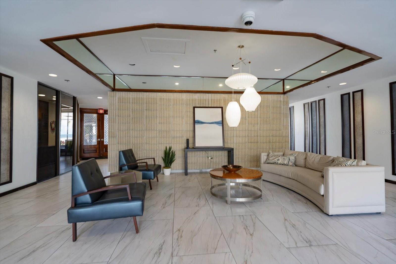Image 11 of 59 For 1660 Gulf Boulevard 403