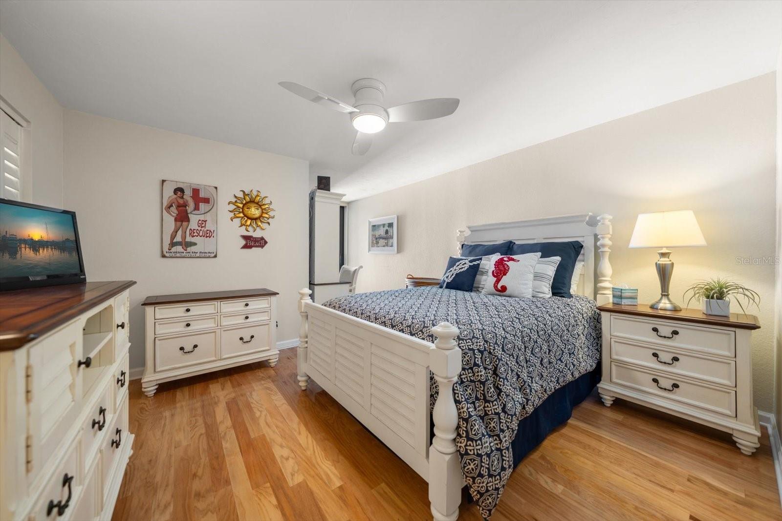 Image 33 of 59 For 1660 Gulf Boulevard 403