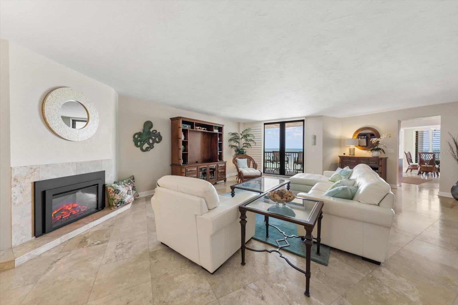 Image 4 of 59 For 1660 Gulf Boulevard 403